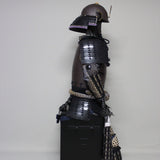 【O-043】Black Thread Laced Rusted Iron Two-Piece Cuirass Armor：黒糸威鉄錆二枚胴具足