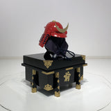 【O-061-K】Deep navy blue thread laced red barrel shoulder guards two-piece cuirass armor (helmet only)：濃紺糸威赤桶側二枚胴具足（兜のみ）