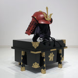 【O-033-K】Black thread laced Iyo-style waist-guard two-piece cuirass armor (aged finish) (helmet only)：黒糸威伊予腰取二枚胴具足（時代仕上げ）（兜のみ）